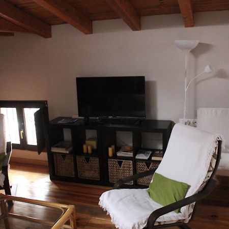 Atico Aires De Gredos Apartman Candeleda Kültér fotó